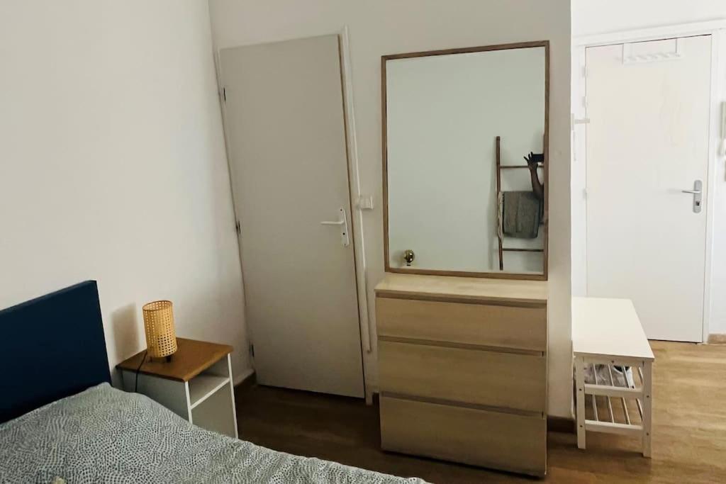 Beau Studio Au Coeur Du Panier Marseille Exteriör bild